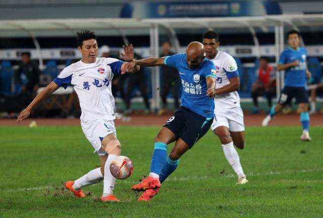 天天盈球足球比分-从倒霉蛋变幸运儿！降级的梅州客家又回来了