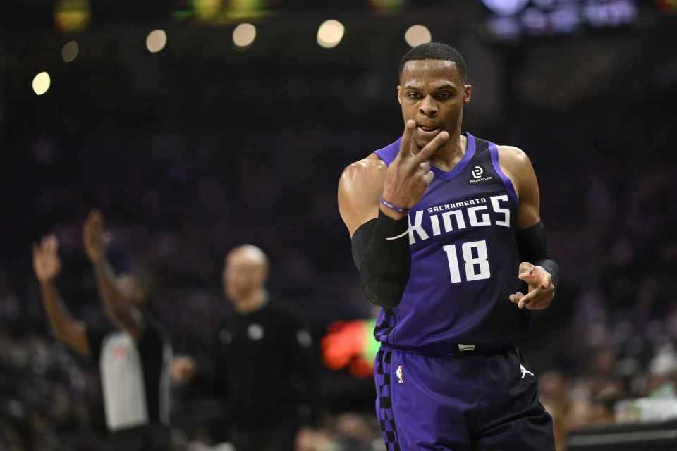 天天盈球足球比分-威少时隔7年26+6+6三分！国王灭奇才首次4连胜 小萨时隔27场复出