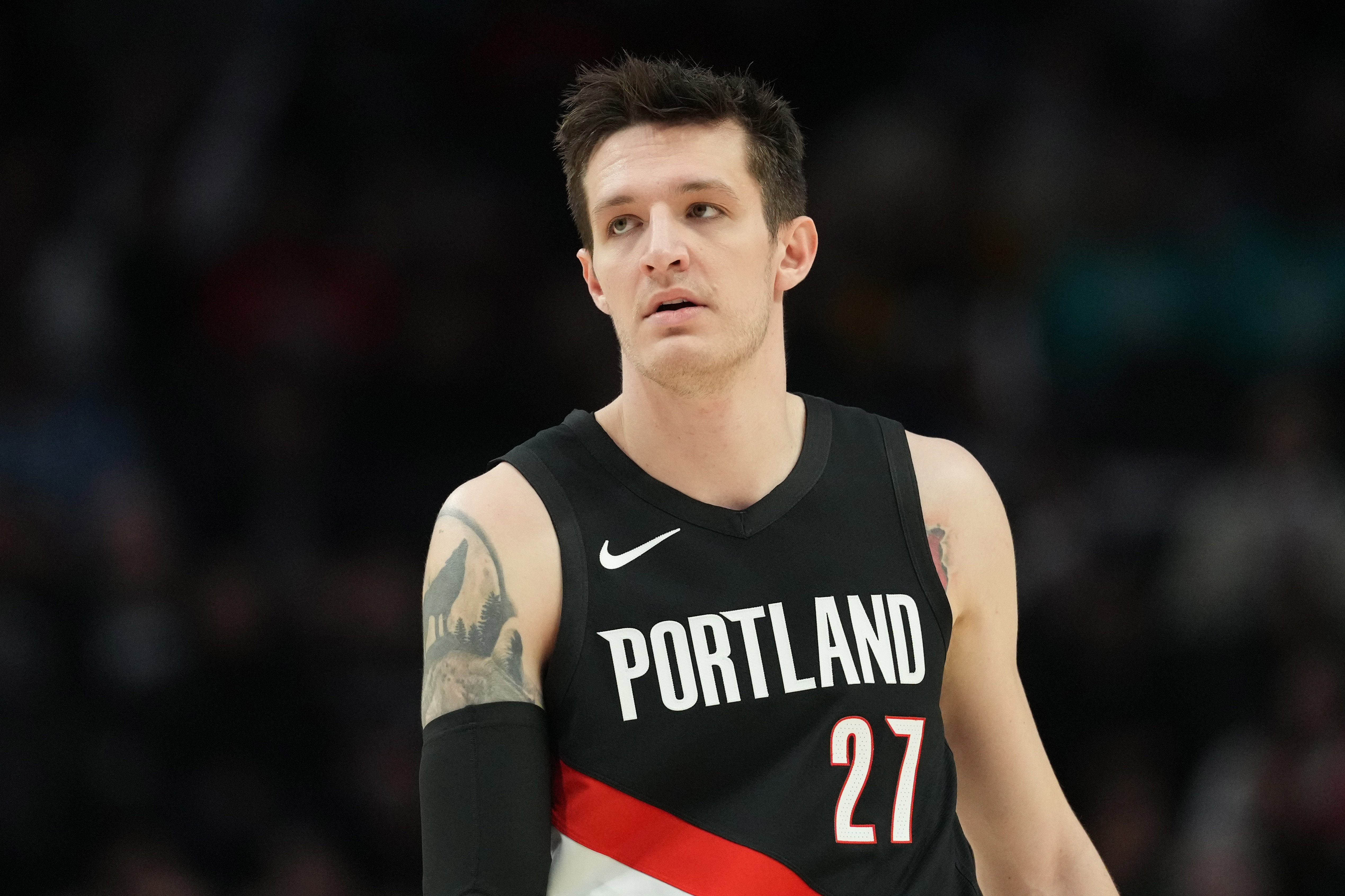 天天盈球足球比分-明天开拓者客战马刺 克雷伊奇&amp;夏普小概率出战 格兰特缺阵